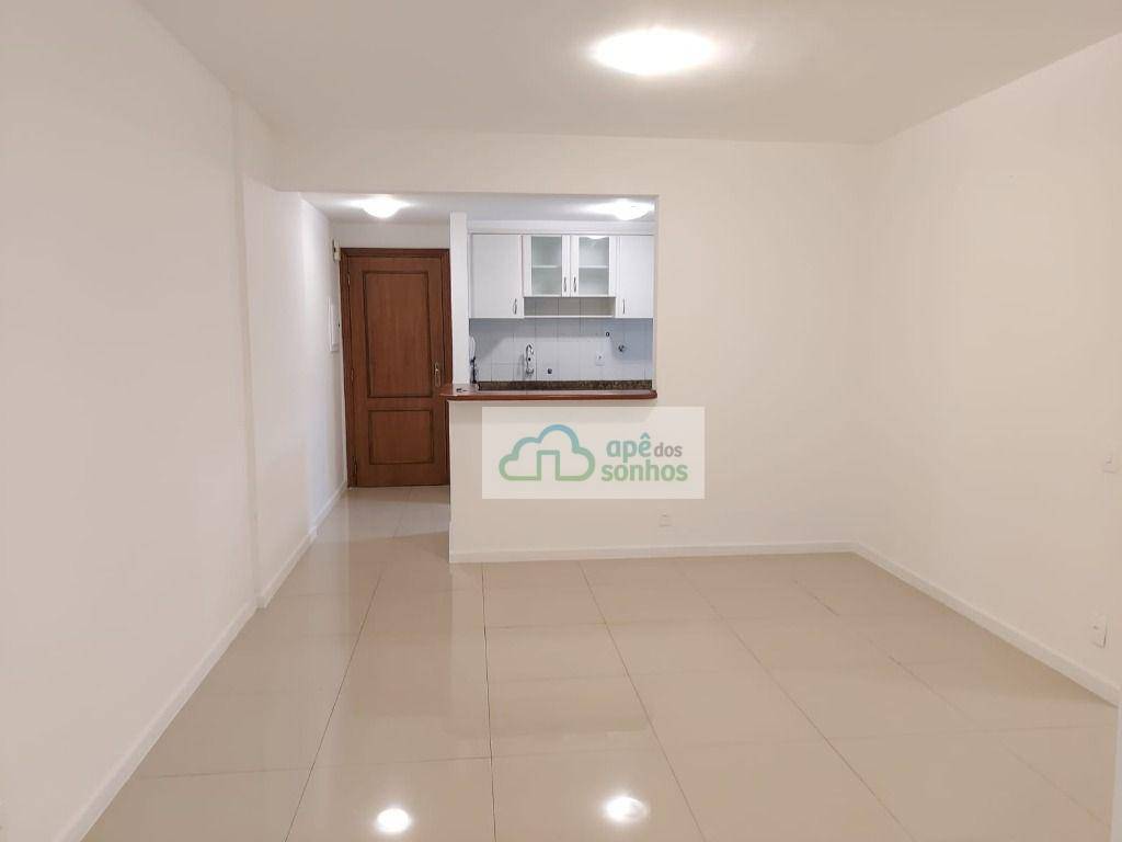 Apartamento para alugar com 2 quartos, 70m² - Foto 2