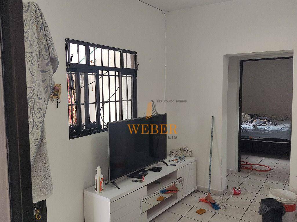 Casa à venda com 2 quartos, 290m² - Foto 10