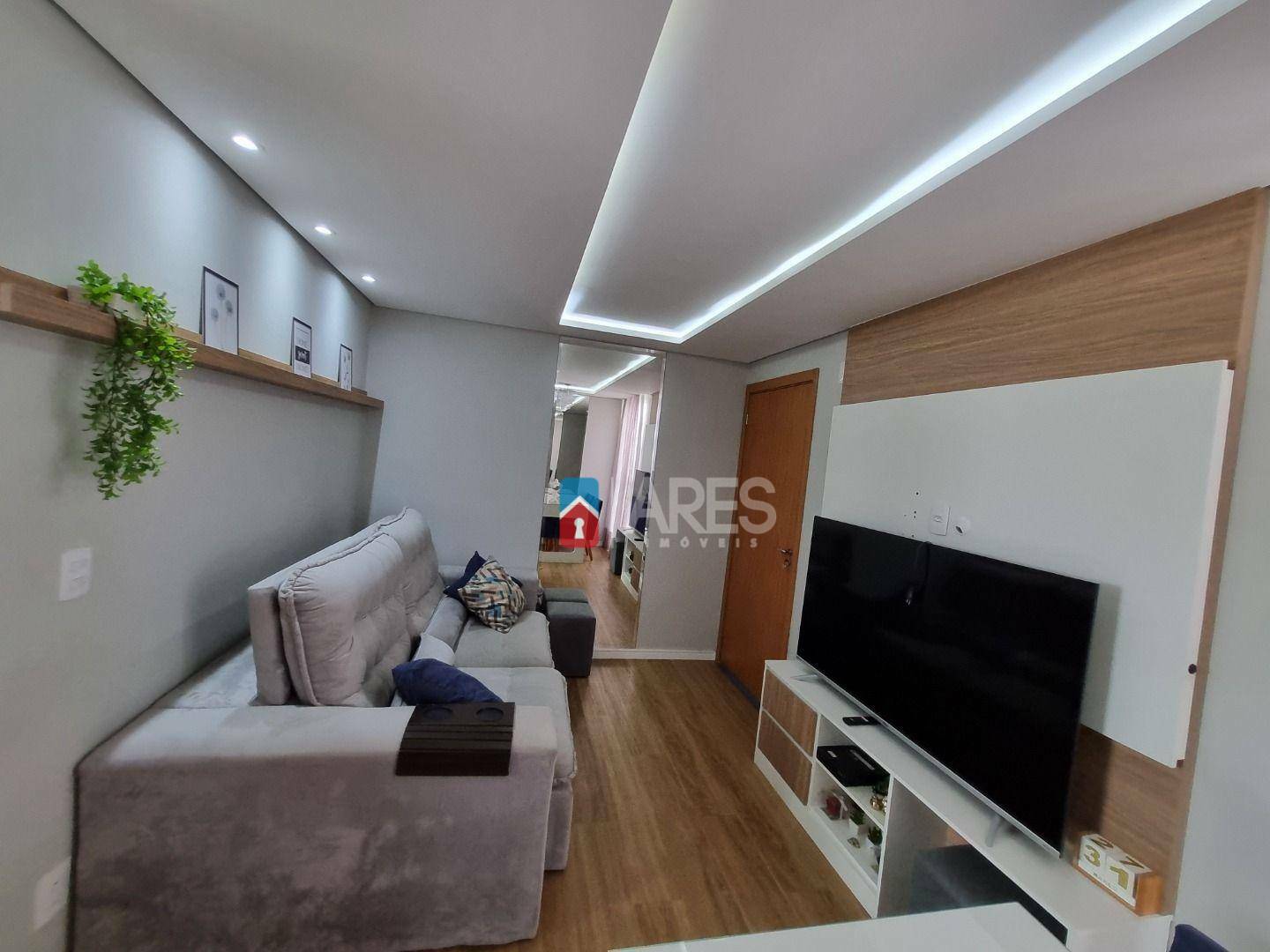 Apartamento à venda com 2 quartos, 45m² - Foto 3