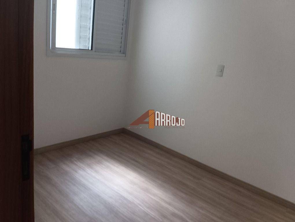 Sobrado à venda com 3 quartos, 92m² - Foto 8