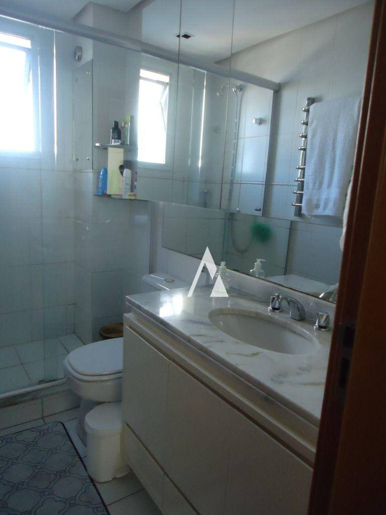 Apartamento à venda com 2 quartos, 80m² - Foto 26