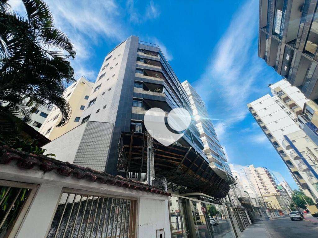 Apartamento à venda com 5 quartos, 370m² - Foto 2