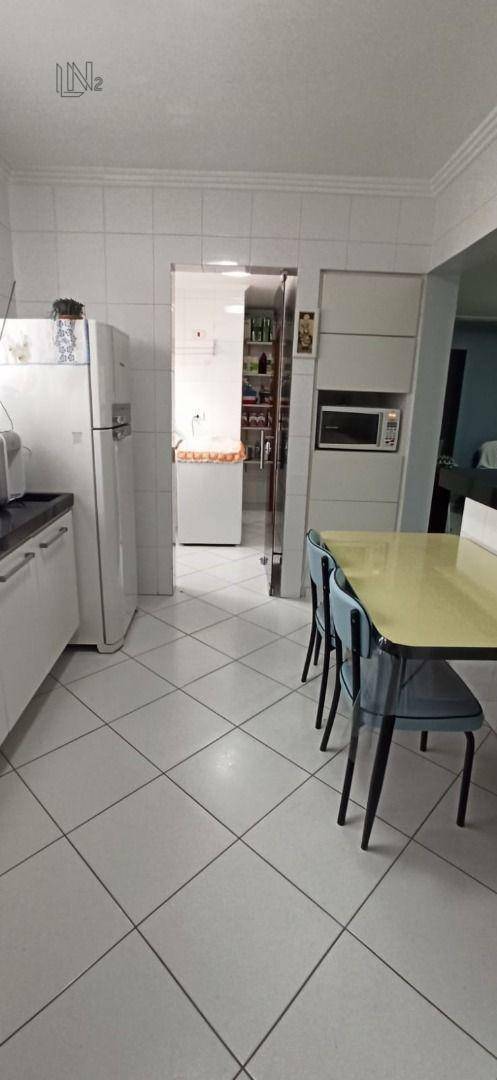 Apartamento à venda com 3 quartos, 140m² - Foto 48