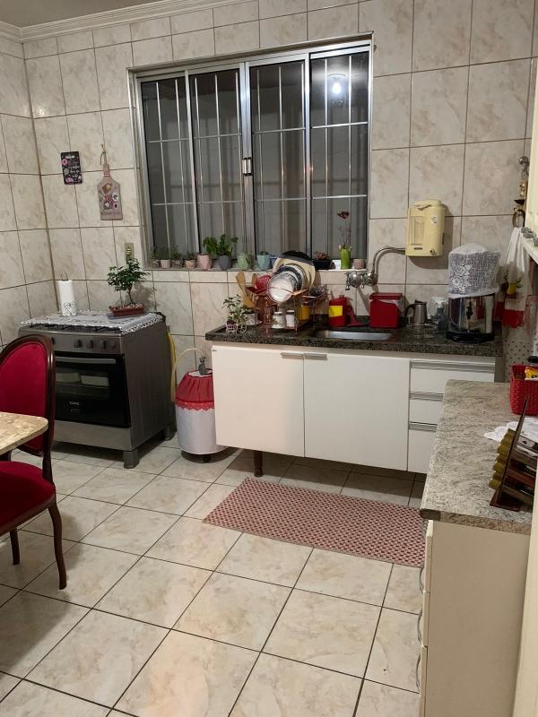 Apartamento à venda com 3 quartos, 68m² - Foto 2