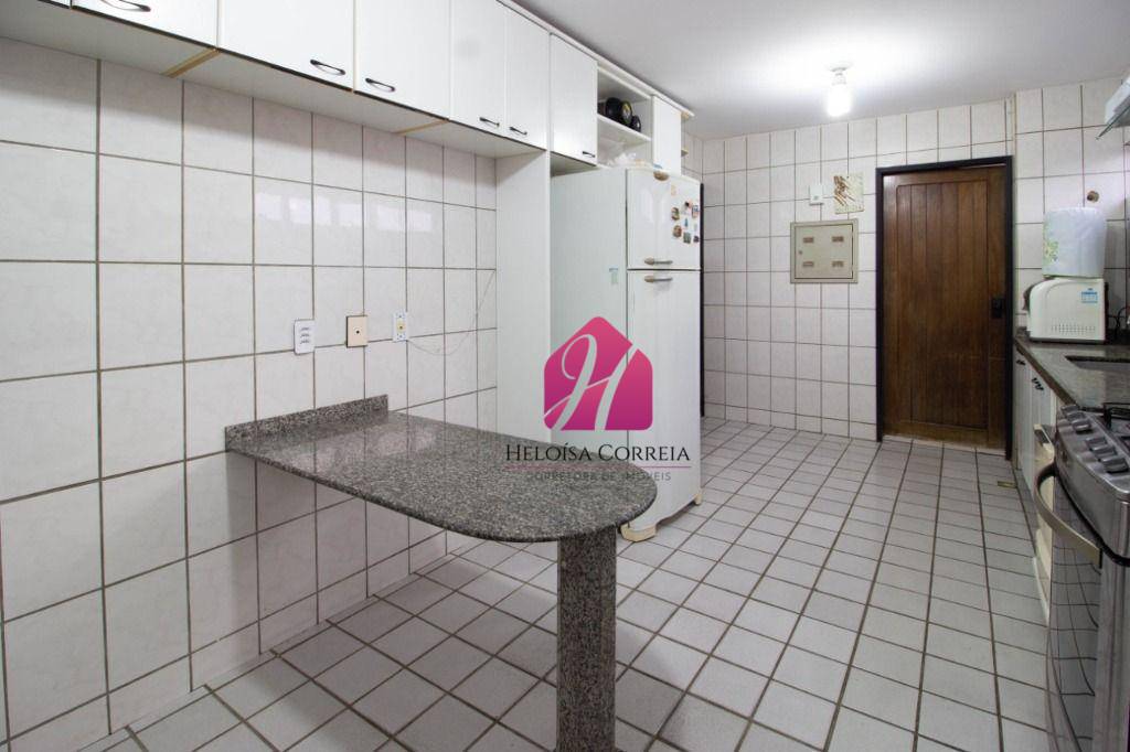 Apartamento à venda com 3 quartos, 176m² - Foto 14