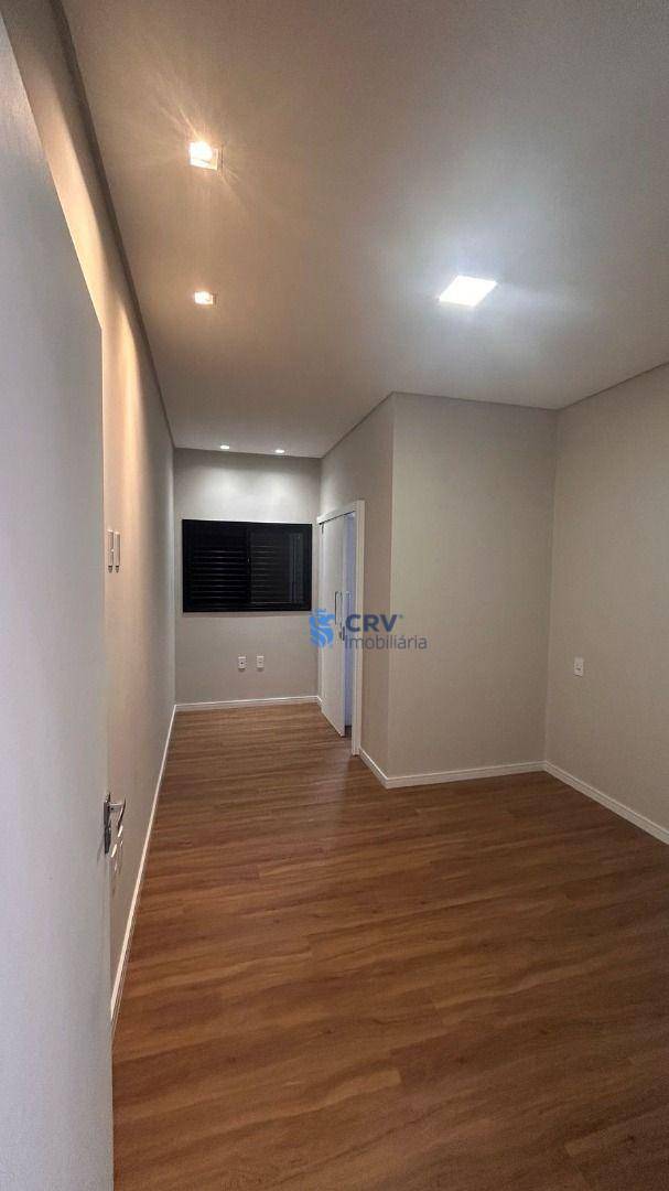 Sobrado à venda com 3 quartos, 226m² - Foto 11