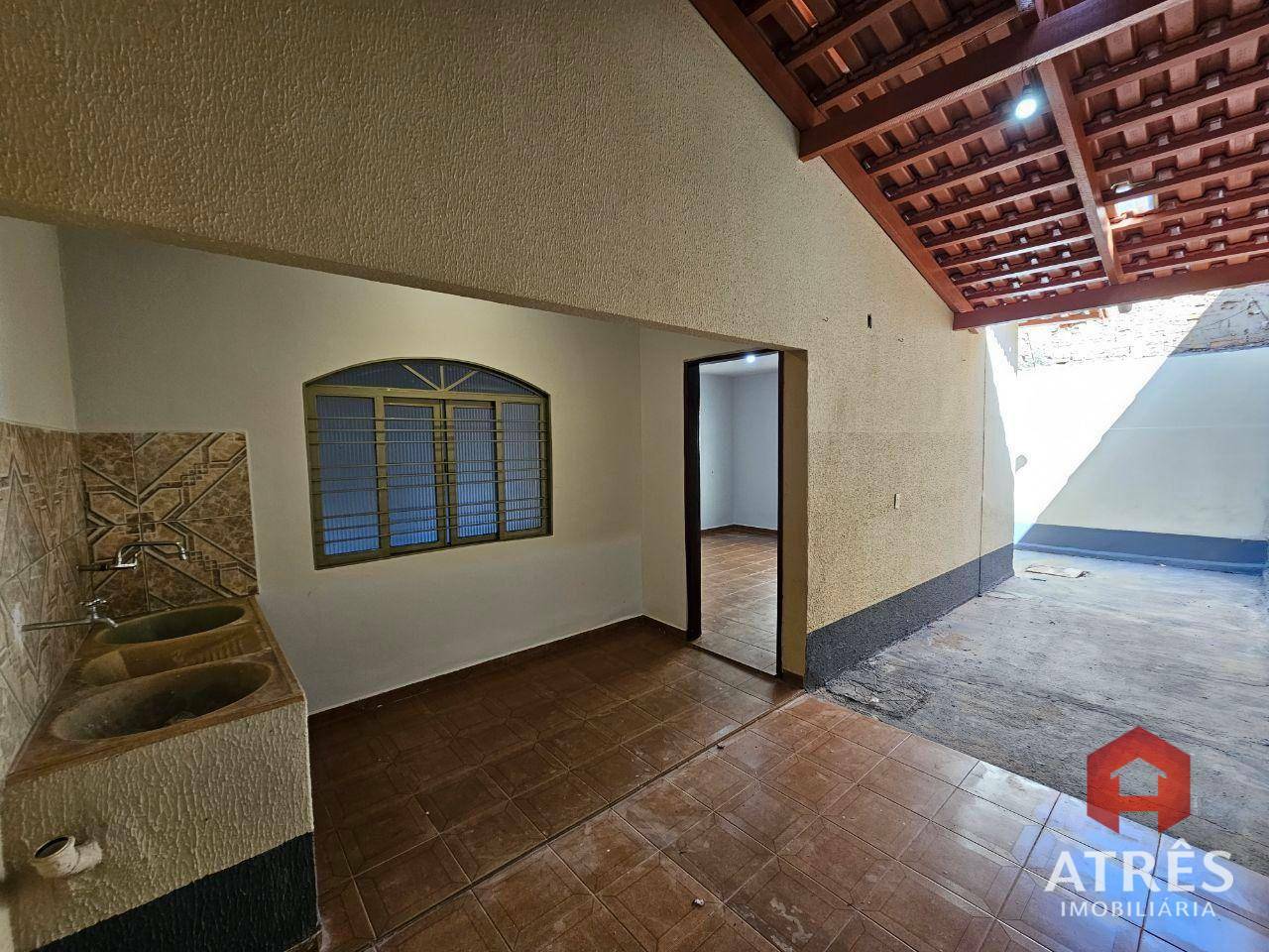 Casa para alugar com 3 quartos, 205m² - Foto 32