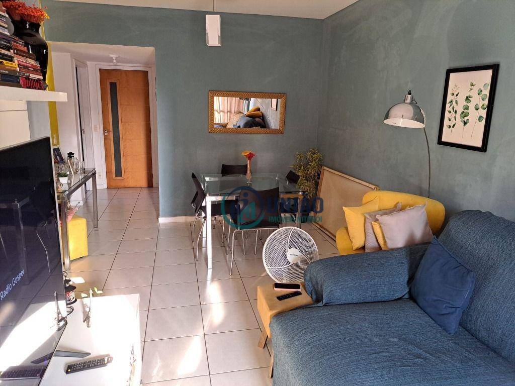 Apartamento à venda com 3 quartos, 83m² - Foto 8