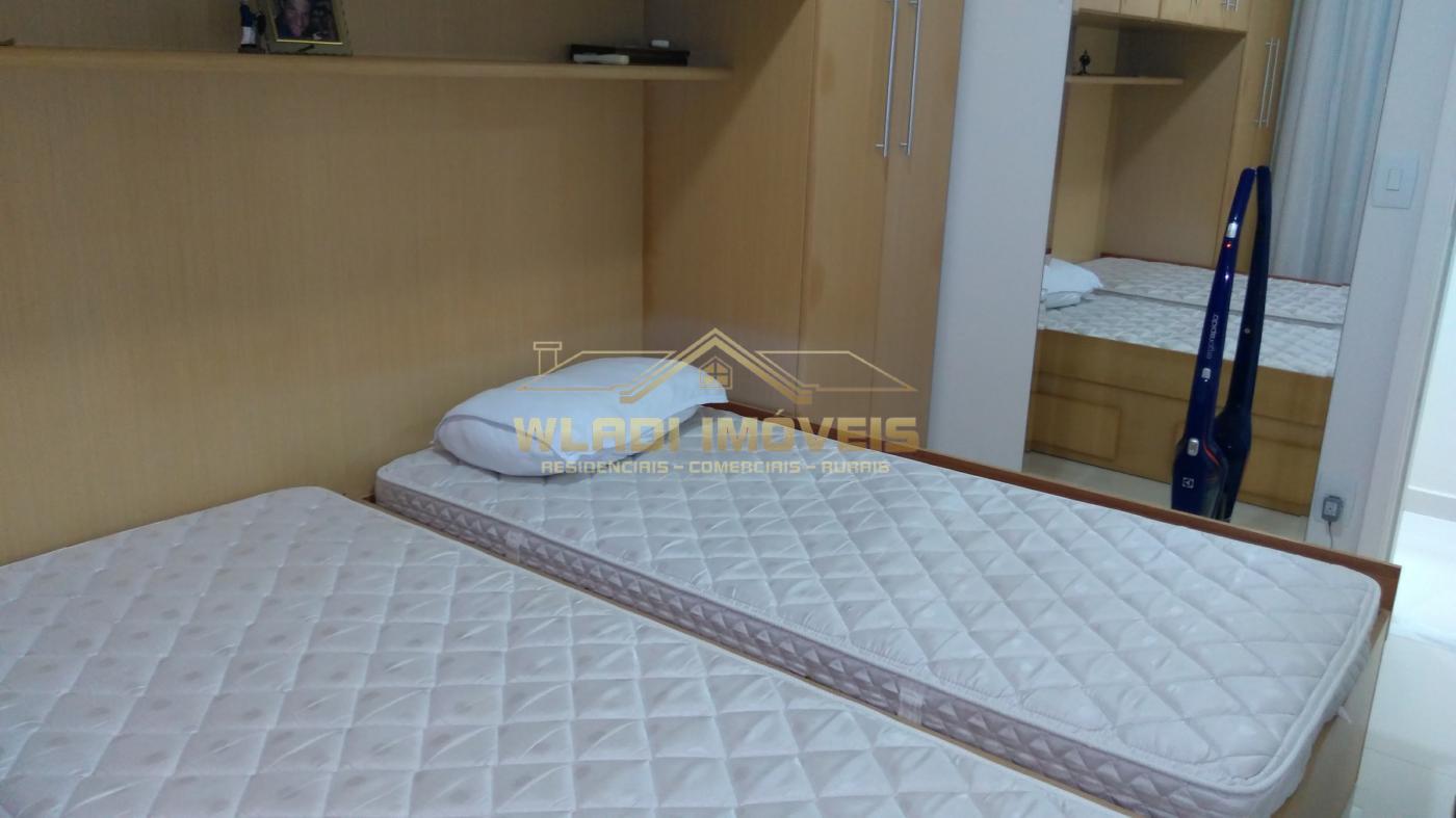 Apartamento à venda com 3 quartos, 118m² - Foto 19