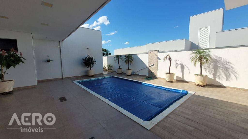Casa de Condomínio à venda com 3 quartos, 226m² - Foto 34