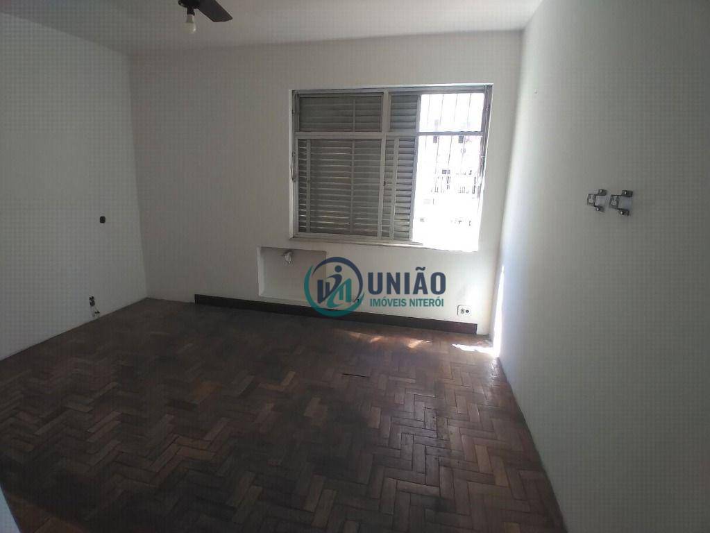 Apartamento à venda com 4 quartos, 250m² - Foto 7