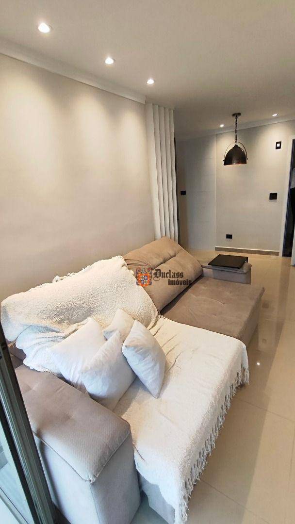 Apartamento à venda com 2 quartos, 63m² - Foto 11