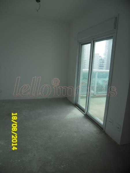 Apartamento para alugar com 4 quartos, 225m² - Foto 3