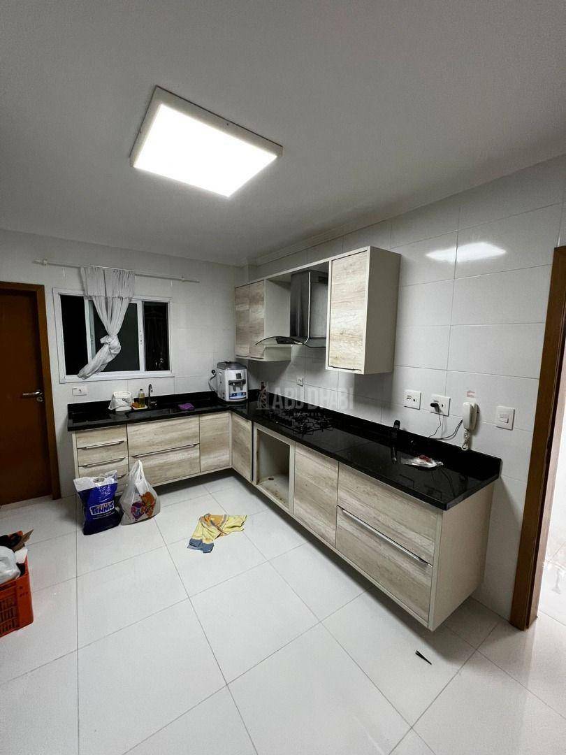 Apartamento à venda com 3 quartos, 145m² - Foto 19