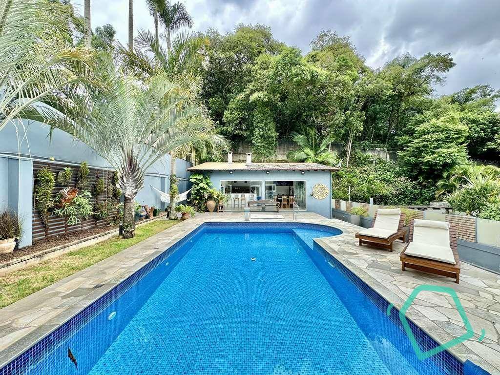 Casa de Condomínio à venda com 3 quartos, 224m² - Foto 1