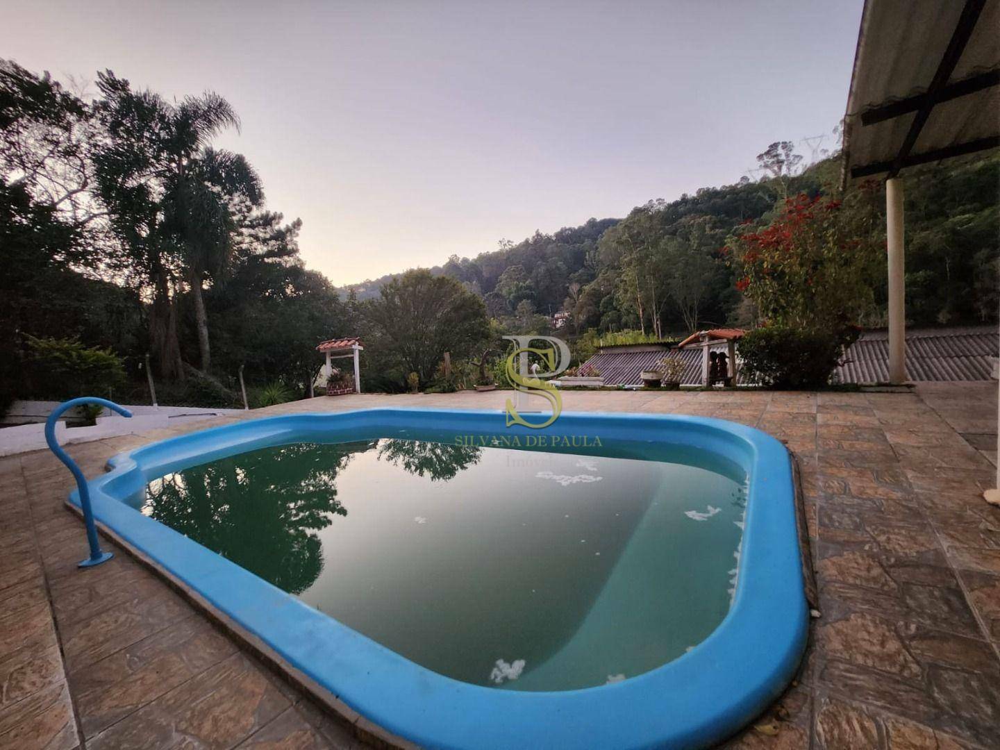 Chácara à venda com 4 quartos, 240m² - Foto 24
