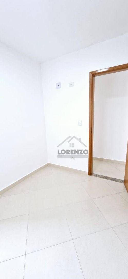 Apartamento à venda com 2 quartos, 40m² - Foto 25