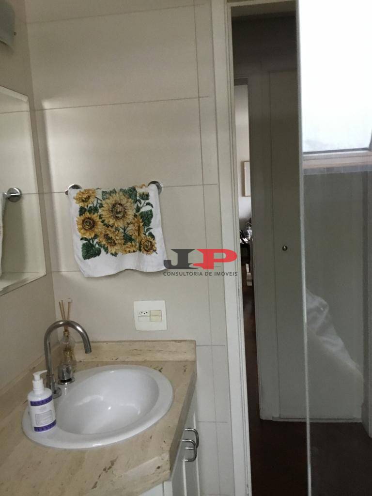 Apartamento à venda com 3 quartos, 97m² - Foto 16