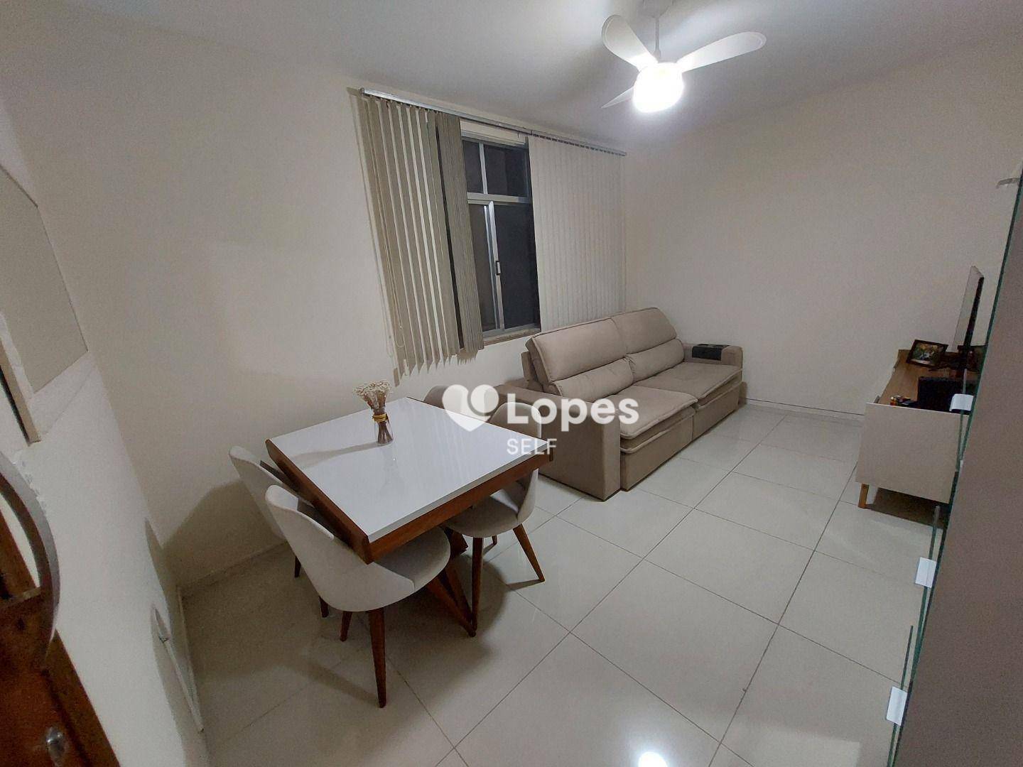 Apartamento à venda com 2 quartos, 65m² - Foto 2