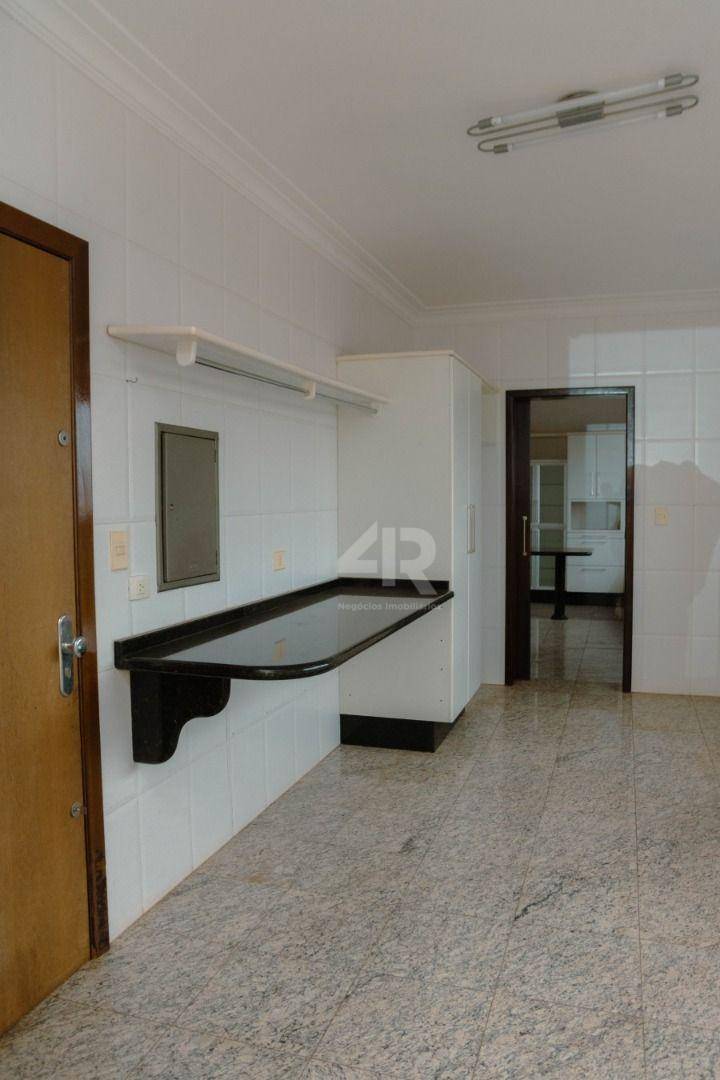 Apartamento à venda com 4 quartos, 294m² - Foto 23