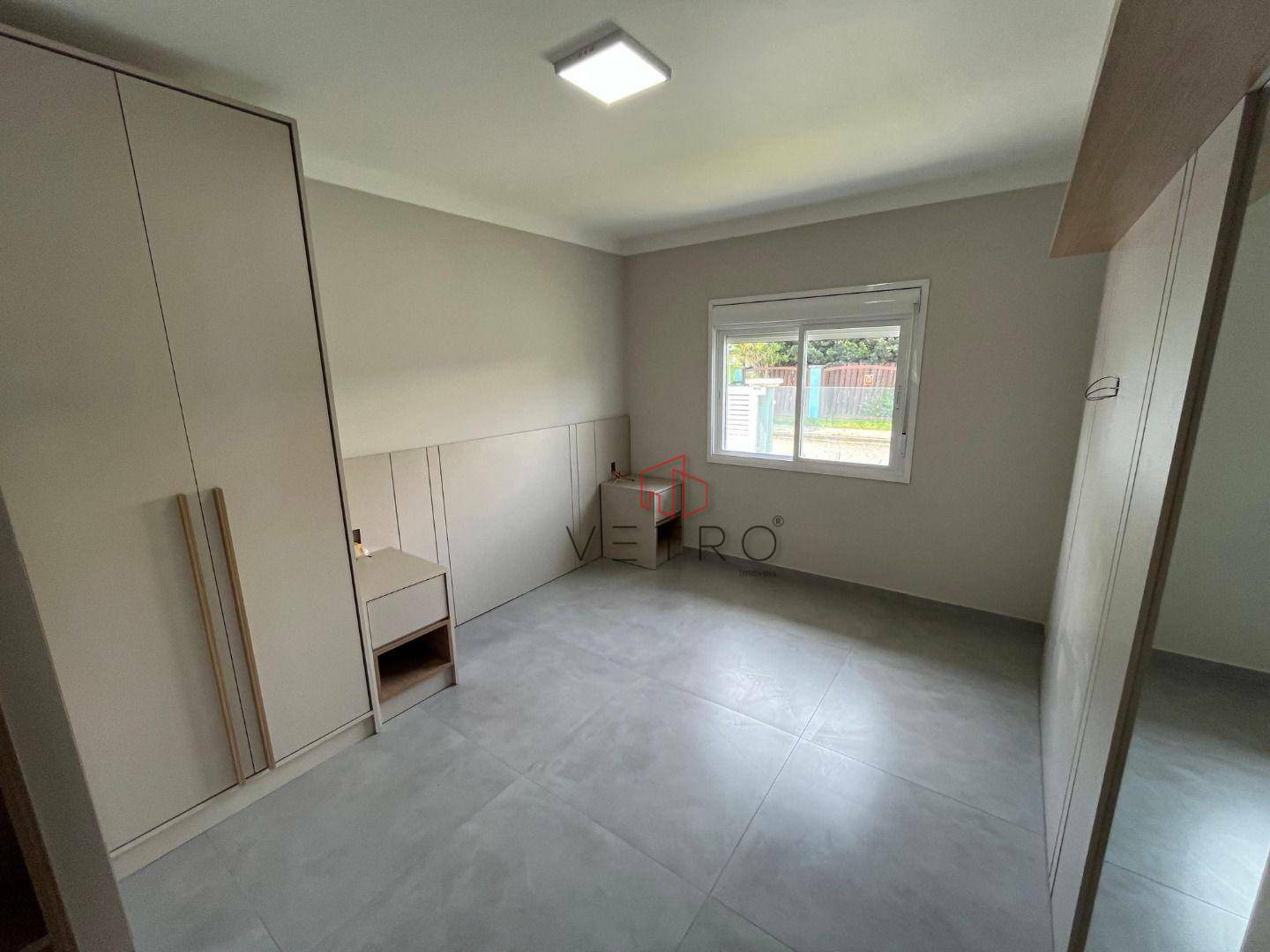 Casa à venda com 3 quartos, 194m² - Foto 5