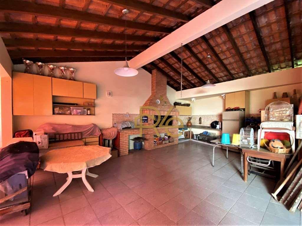 Casa de Condomínio à venda com 4 quartos, 304m² - Foto 26