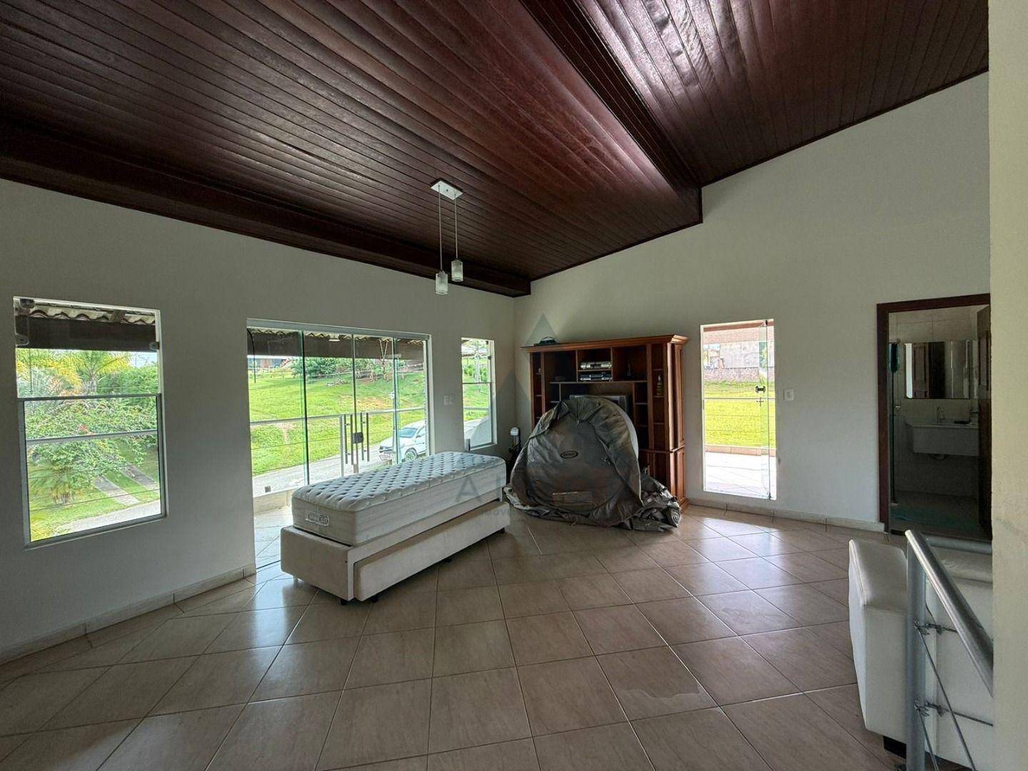 Casa de Condomínio, 4 quartos - Foto 1