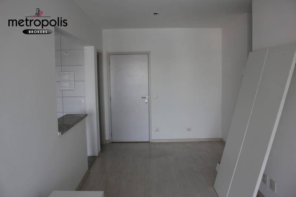 Apartamento para alugar com 2 quartos, 75m² - Foto 3