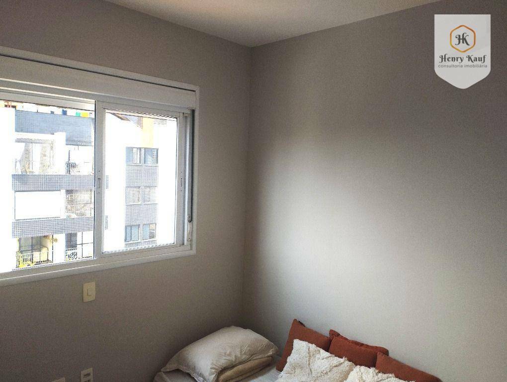 Apartamento à venda com 2 quartos, 60m² - Foto 18