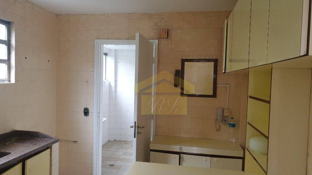 Apartamento à venda com 2 quartos, 76m² - Foto 9