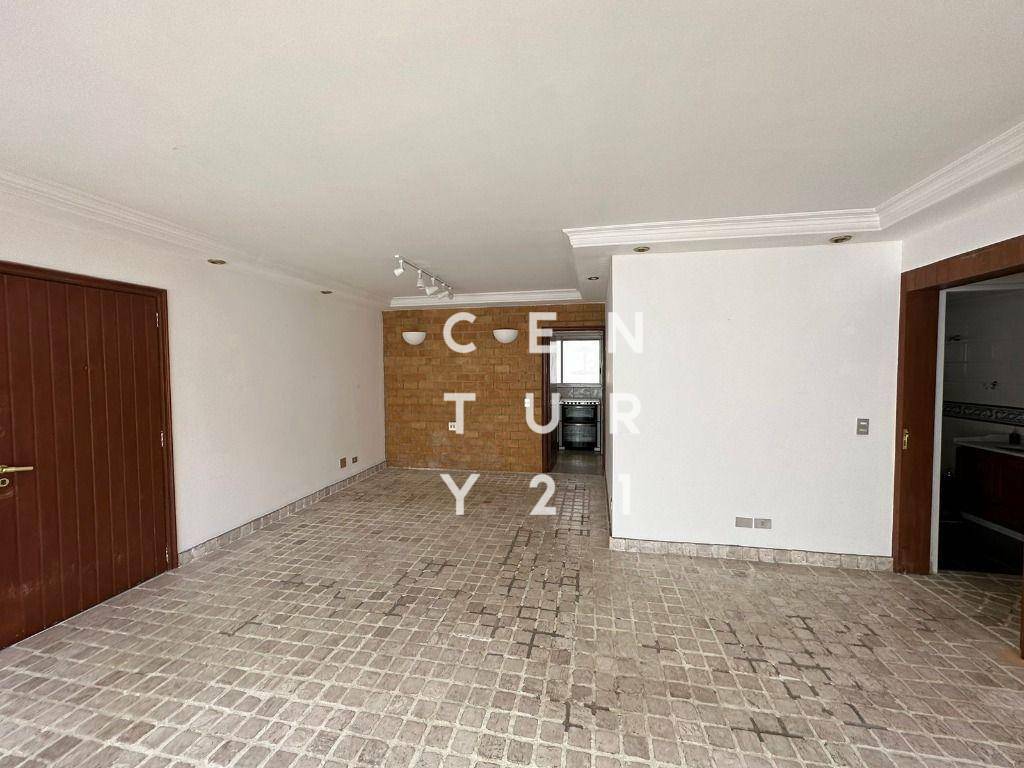 Apartamento à venda com 3 quartos, 122m² - Foto 7