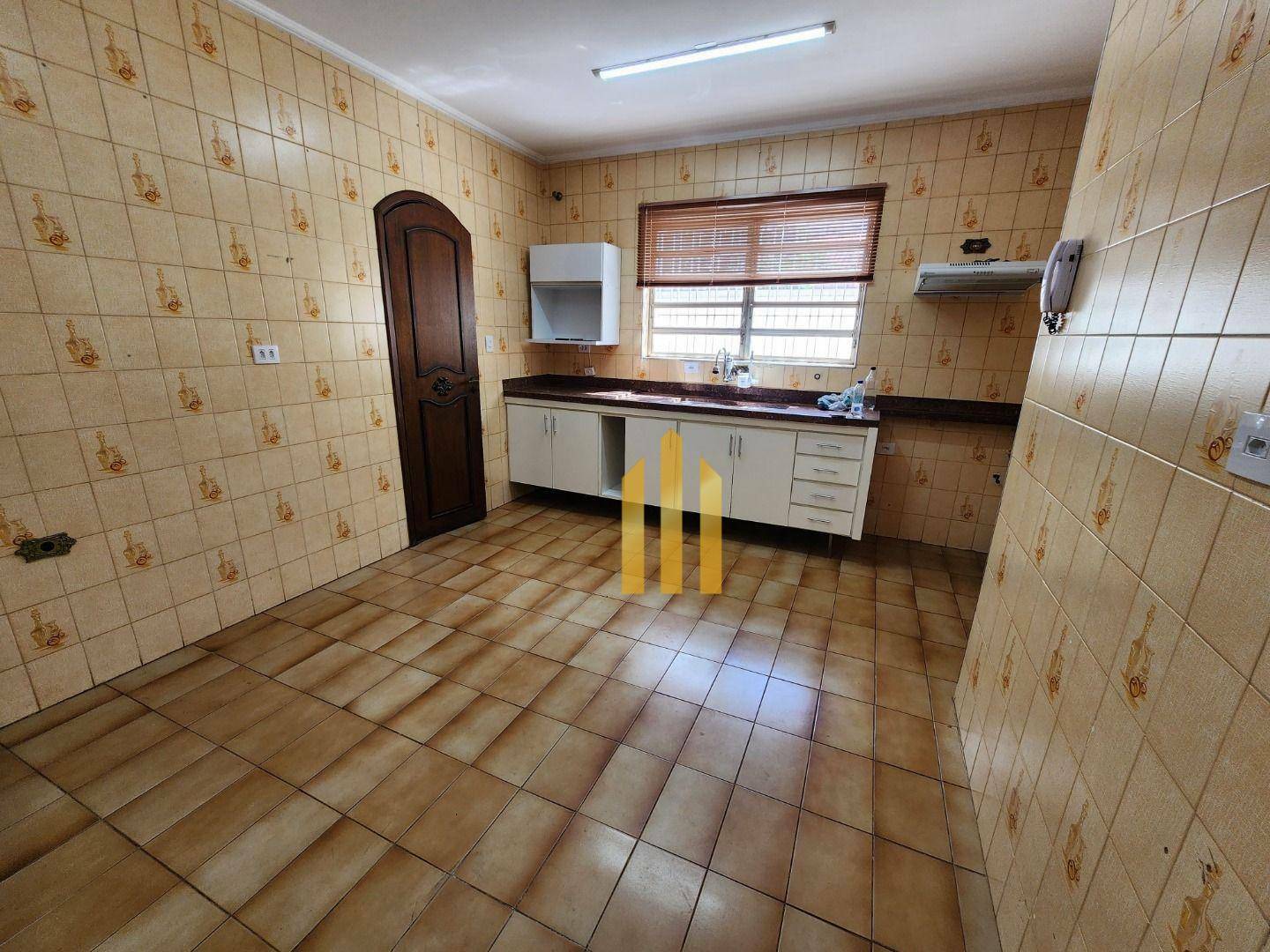 Sobrado à venda e aluguel com 4 quartos, 172m² - Foto 10