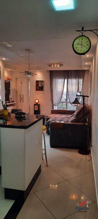 Apartamento para alugar com 2 quartos, 64m² - Foto 8