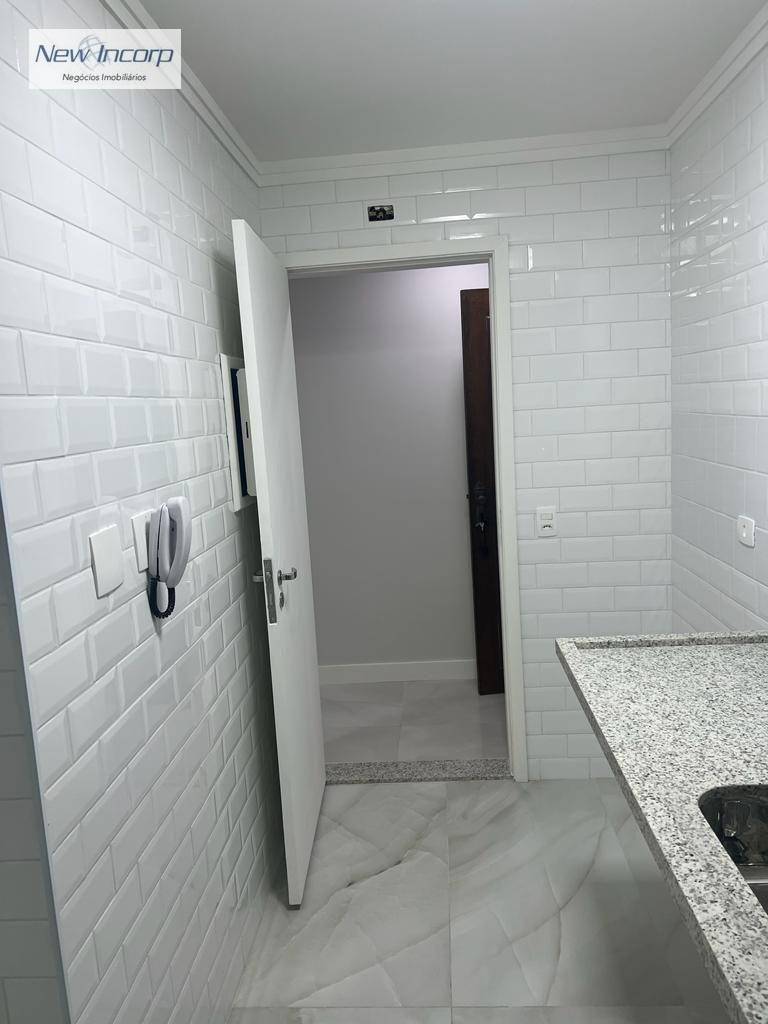 Apartamento à venda com 2 quartos, 67m² - Foto 16