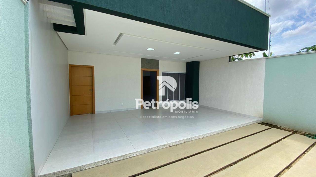 Casa à venda com 3 quartos, 182m² - Foto 1