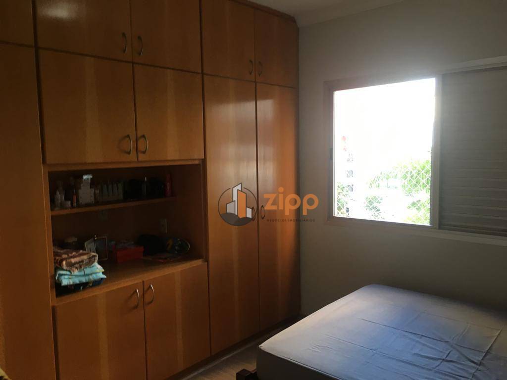 Apartamento à venda com 3 quartos, 186m² - Foto 4