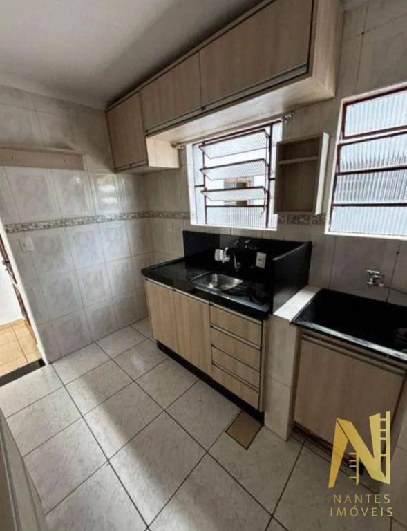 Apartamento à venda com 2 quartos, 69m² - Foto 1