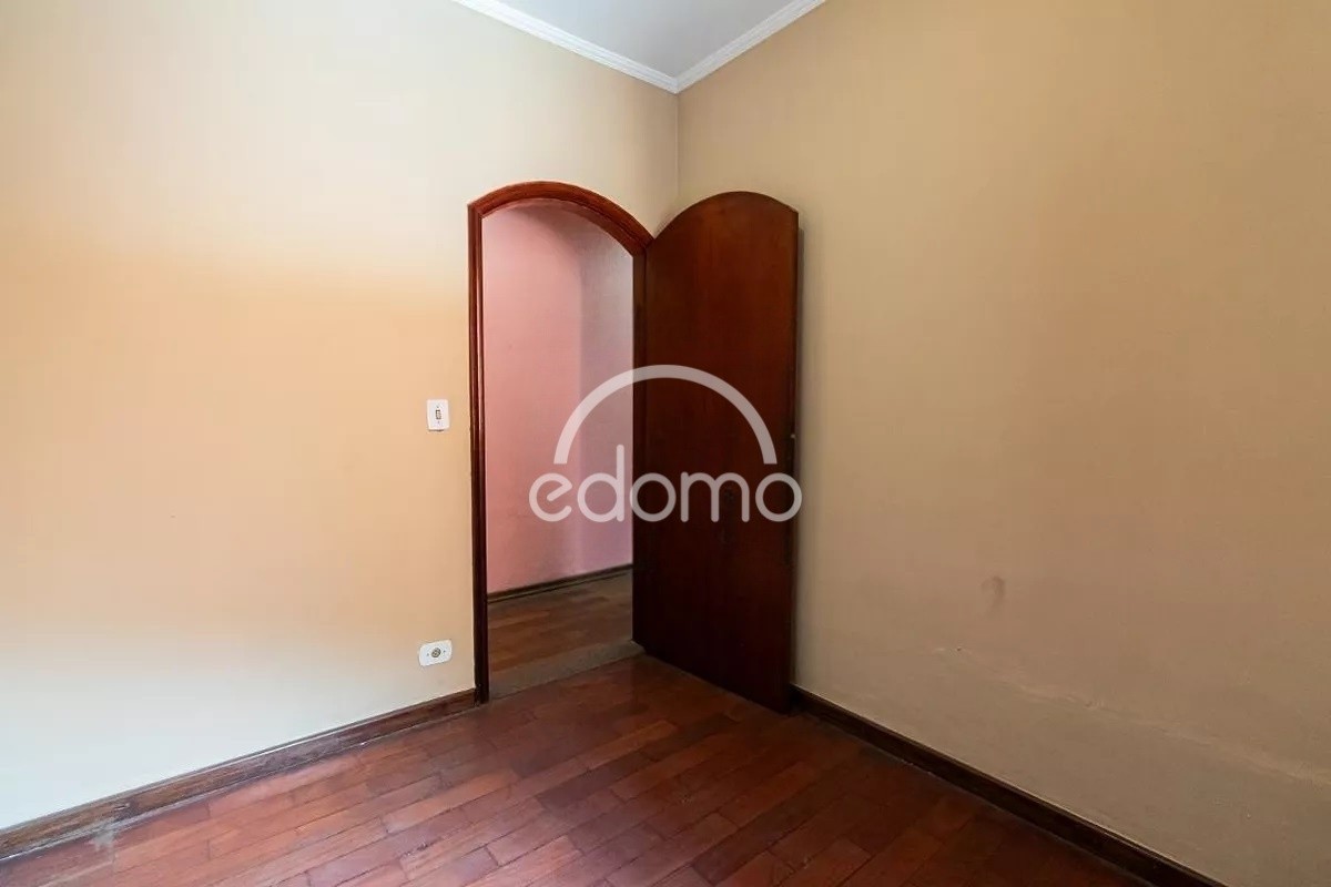 Casa para alugar com 4 quartos, 145m² - Foto 16