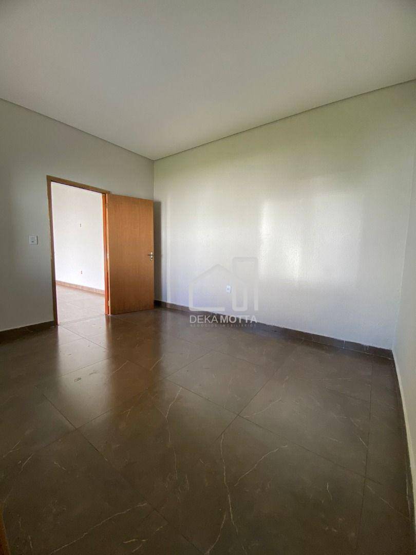 Casa à venda com 4 quartos, 150m² - Foto 16