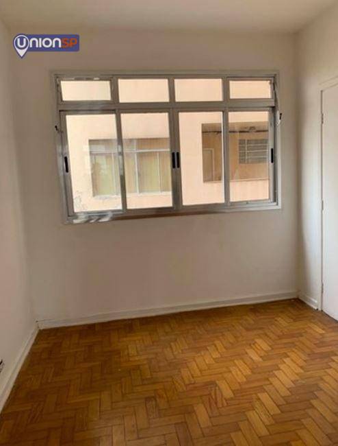 Apartamento à venda com 1 quarto, 40m² - Foto 1