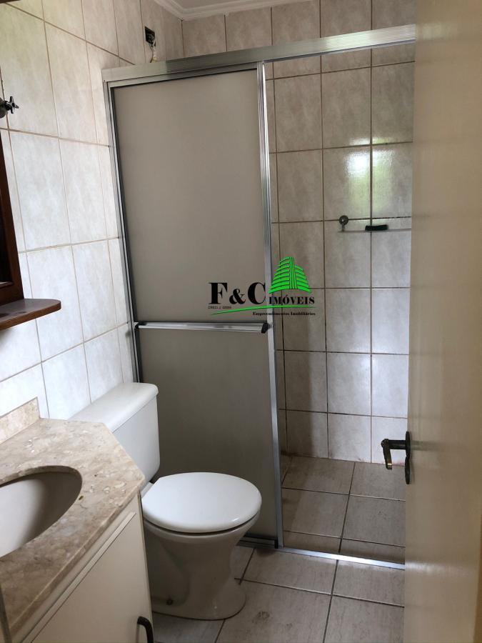 Apartamento à venda com 2 quartos, 72m² - Foto 2