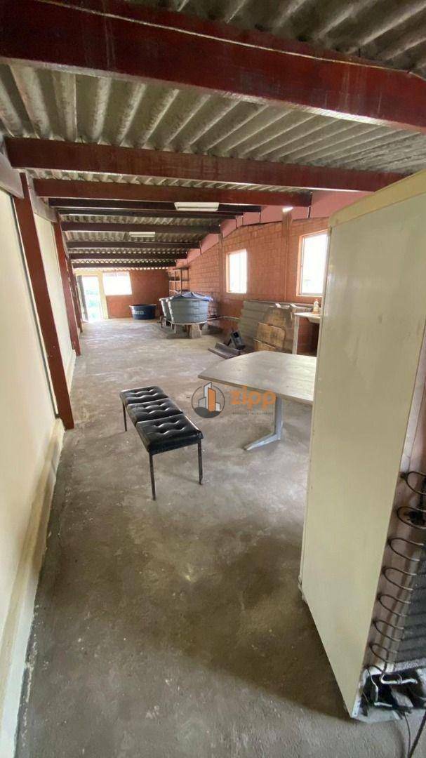 Sobrado para alugar com 5 quartos, 280m² - Foto 18