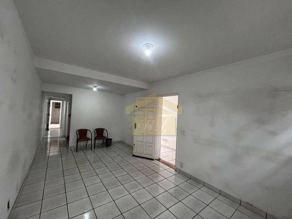 Sobrado para alugar com 2 quartos, 130m² - Foto 3