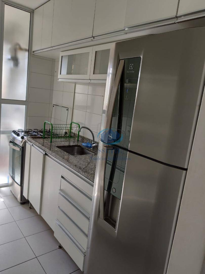 Apartamento à venda com 2 quartos, 64m² - Foto 23