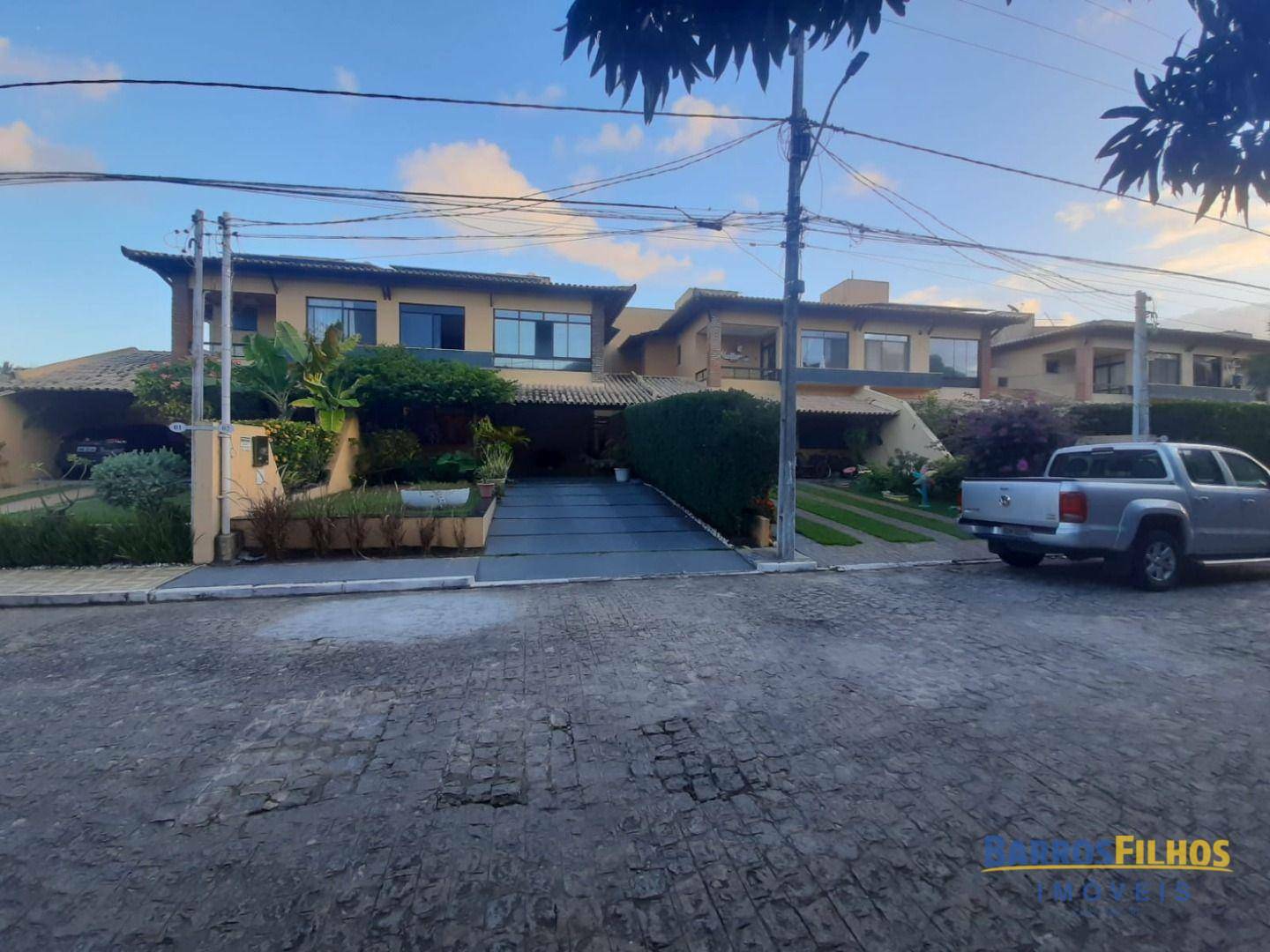 Casa à venda com 3 quartos, 210M2 - Foto 2