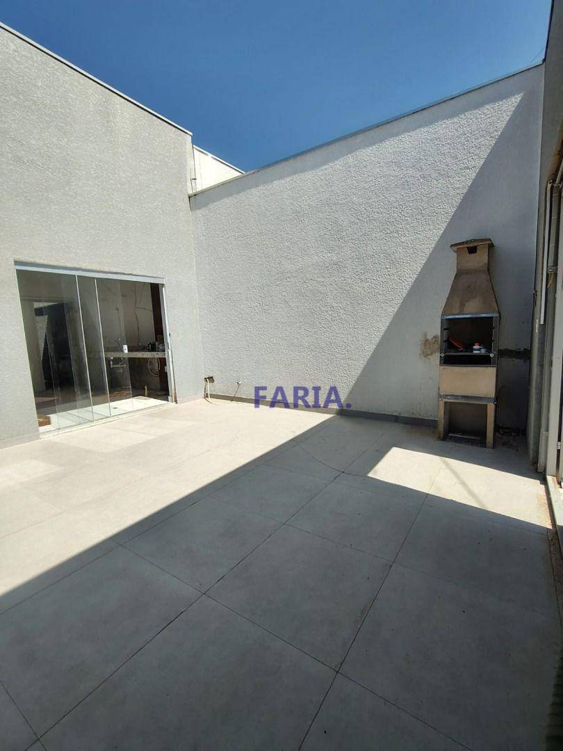 Casa, 3 quartos, 74 m² - Foto 3