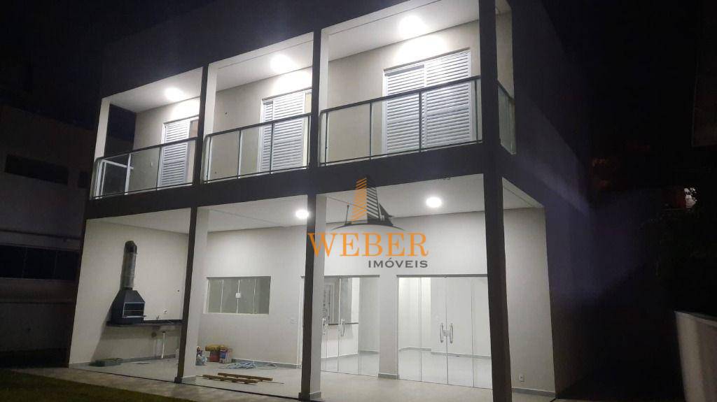 Sobrado à venda com 3 quartos, 235m² - Foto 2