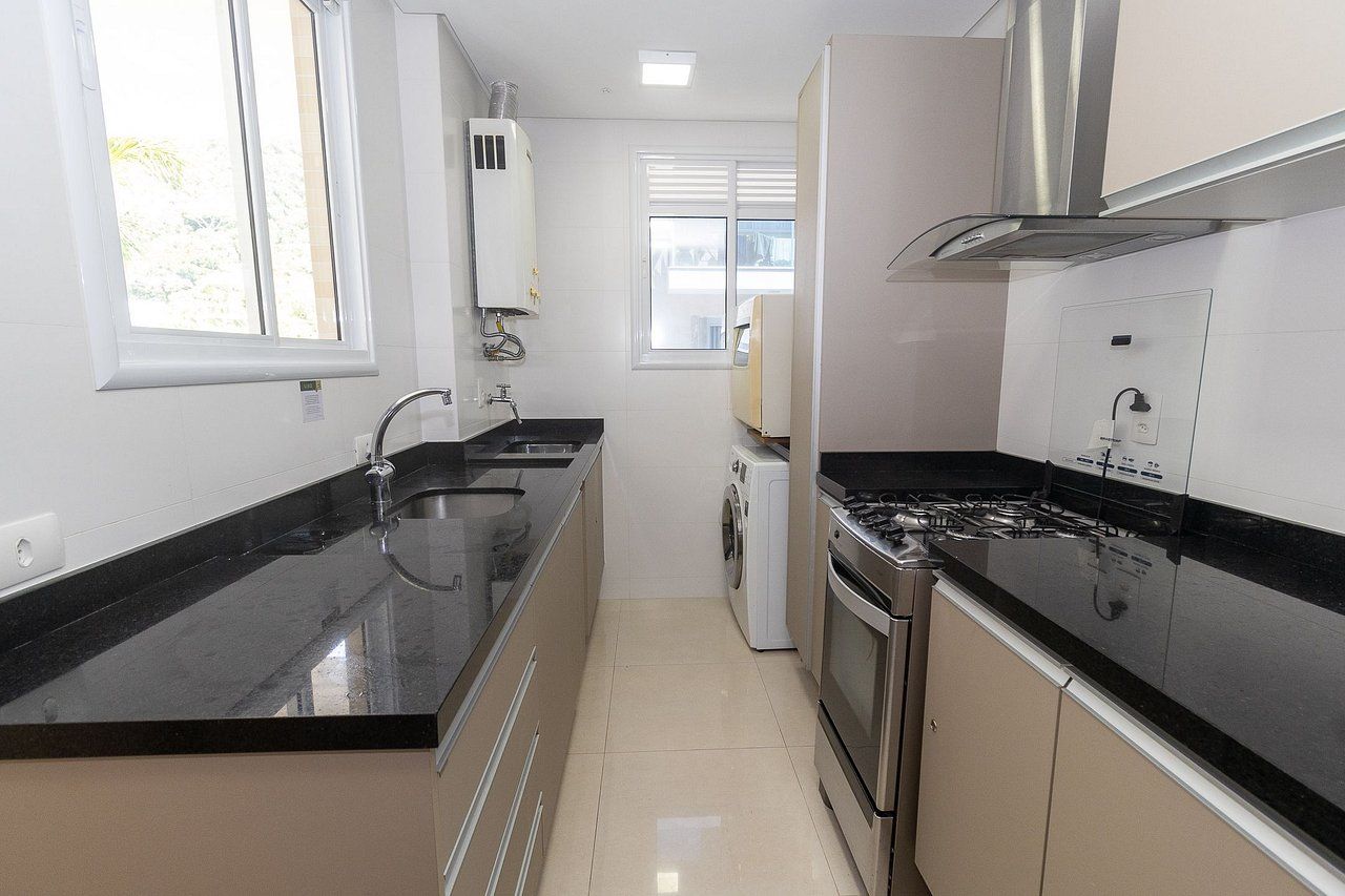 Apartamento à venda com 3 quartos, 98m² - Foto 4