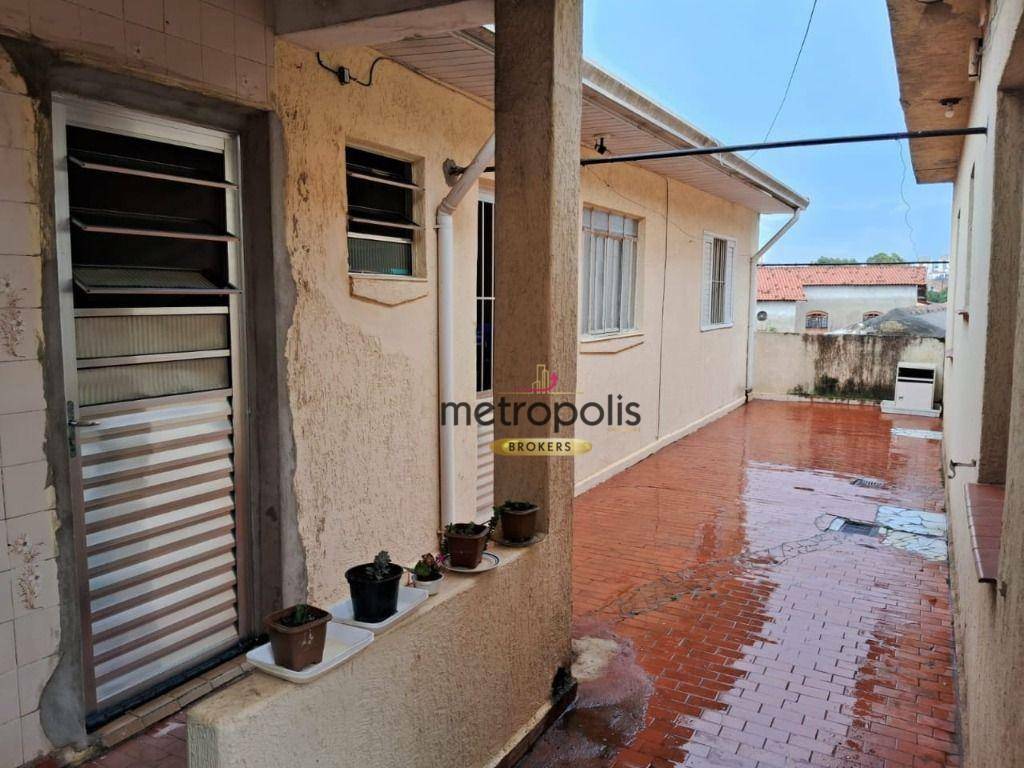 Casa à venda com 6 quartos, 120m² - Foto 15