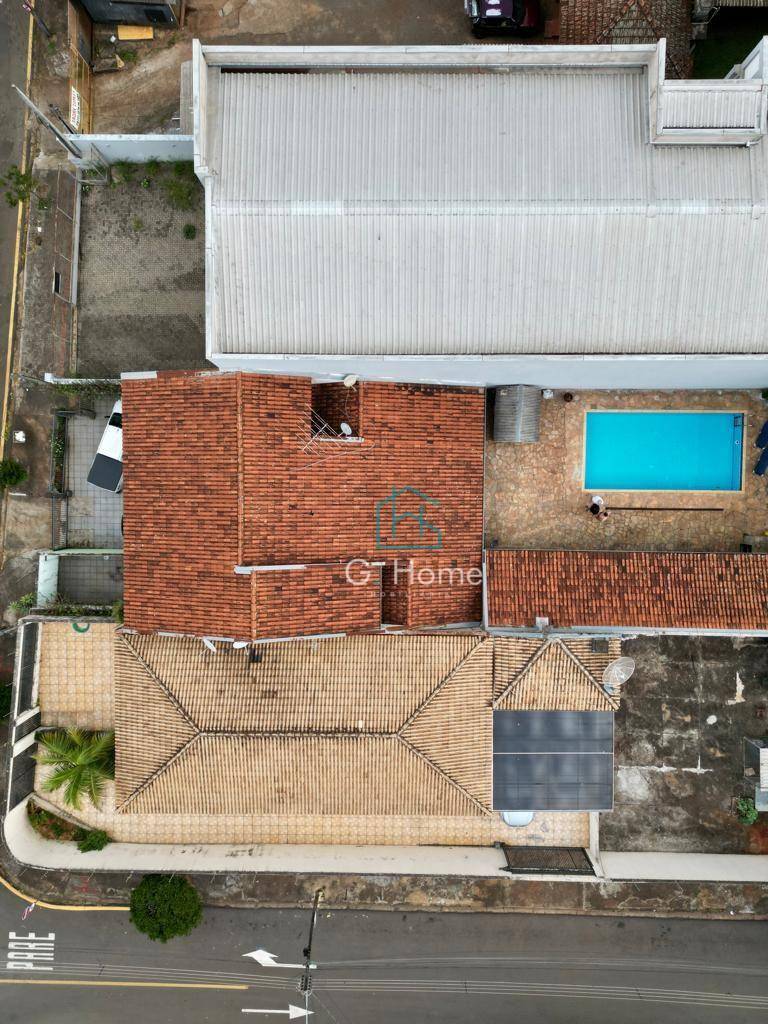 Casa, 4 quartos, 350 m² - Foto 3